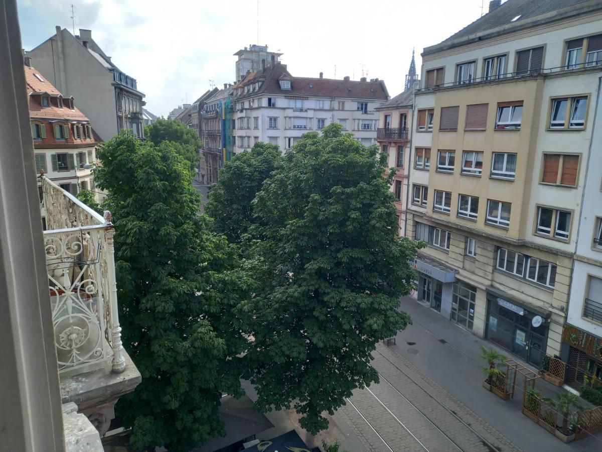 Grand Appartement Au Coeur De Straßburg Exterior foto